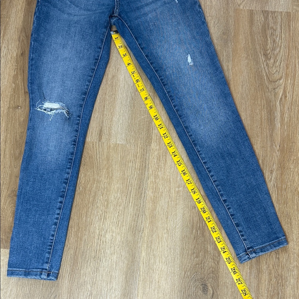True Craft Mid-Rise Distressed Skinny Jeans in Blue - Picture 3 of 8